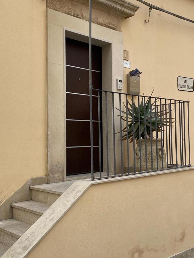 La Finestra Su Noto Hotel Екстериор снимка